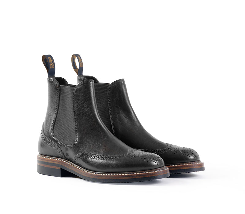 MEDALLION BROGUE CHELSEA BOOTS SHINKI HIKAKU HORSEBUTT BLACK