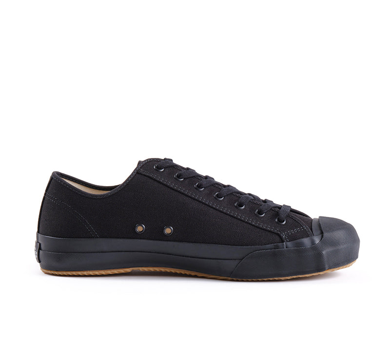 JLB CHAMPION SNEAKERS / SOLID BLACK
