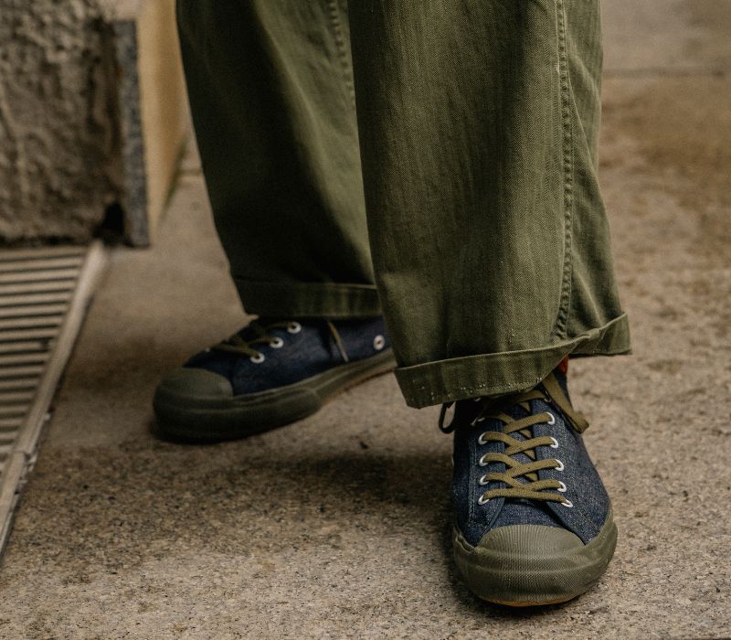 【PRE-ORDER】COLLABORATION SNEAKER FOR CHARITY / INDIGO