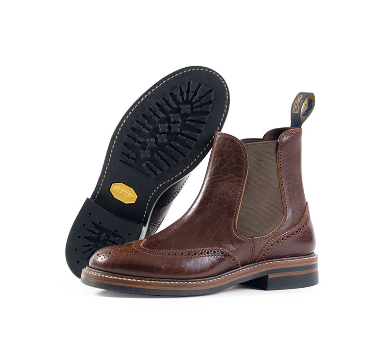 Finishing & Sewing Chelsea Boots voor heren, Brogue Wingtip Finishing & Sewing Chelsea Boots voor heren, Brogue Wingtip