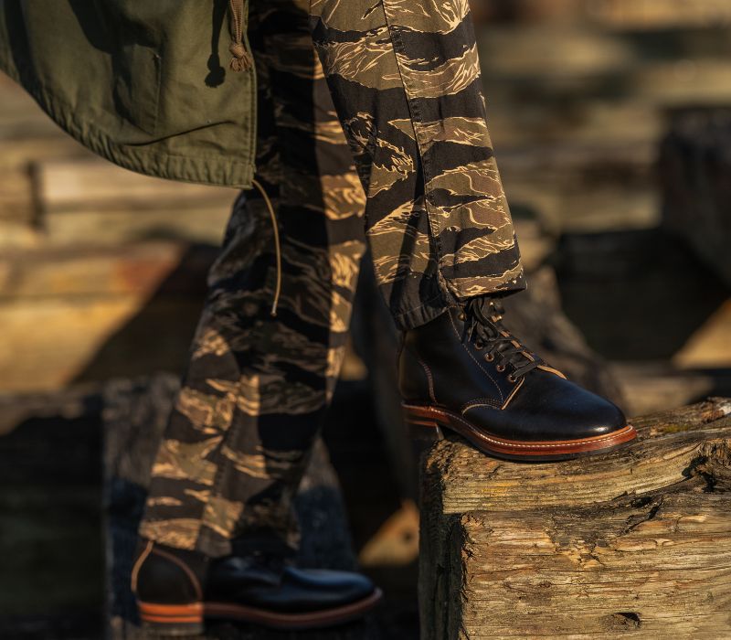 herlipto Cambon Long Boots 23.5 37 ブラック Loxodo Fold Over Platform Boots - Black – Cape Robbin
