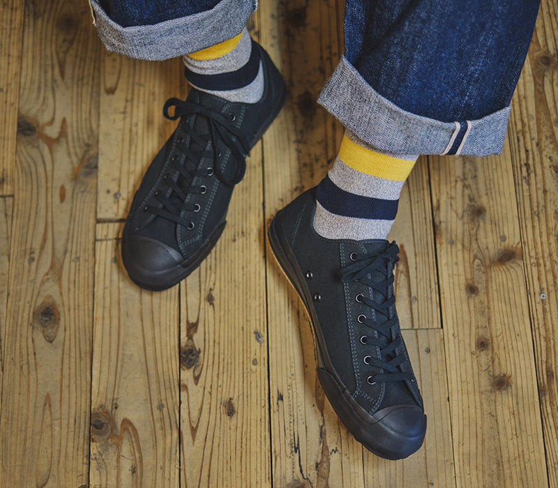 JLB CHAMPION SNEAKERS / SOLID BLACK