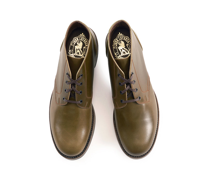 【PRE-ORDER】THE STEADFAST CHUKKA BOOTS / SHINKI HIKAKU SHELL CORDOVAN OLIVE